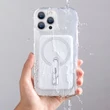 Kép 14/24 - Baseus Magnetic Phone Case iPhone 13 Pro (6.1" 2021) transparent