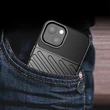 Kép 8/8 - Thunder Case Rugalmas, strapabíró TPU tok iPhone 13-hoz fekete