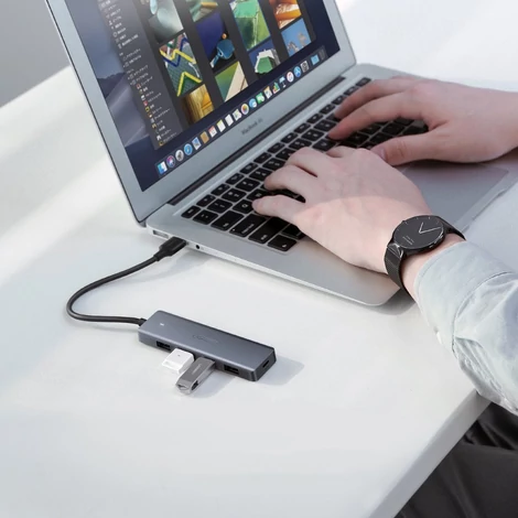 Ugreen USB - 4x USB 3.2 Gen 1 HUB, micro USB tápcsatlakozóval, szürke (CM219 70336)