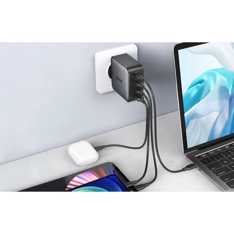 UGREEN CD226 fali töltő, USB QC3.0, 3x USB-C, 100 W, PD (fekete)