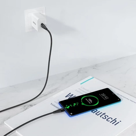 Choetech USB Type C - USB Type C kábel, Power Delivery, 60W, 2m, fekete (XCC-1004-BK)