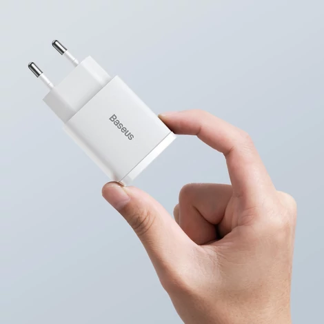 Baseus kompakt gyorstöltő, USB, USB-C, 20 W (fehér)