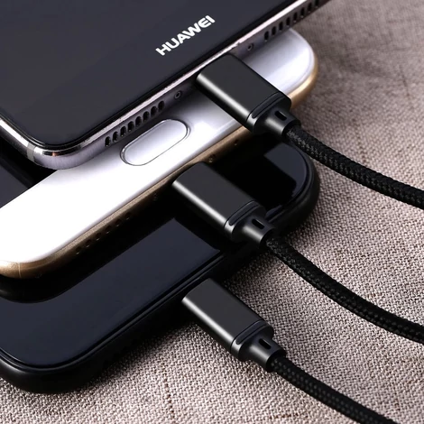 Remax Gition 3 az 1-ben nylon fonott USB - micro USB / Lightning / USB-C kábel, 2.8A, 1,15M, fekete