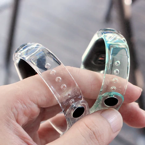 Csere szilikon pánt Xiaomi Mi Band 6 / 5 sárga színű szalaghoz